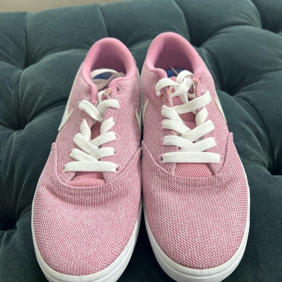 NikeSB Women Pink Sneakers - Picture 4 of 6